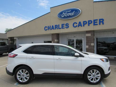 Used 2020 Ford Edge Titanium w/ Equipment Group 301A AWD/4WD image 4