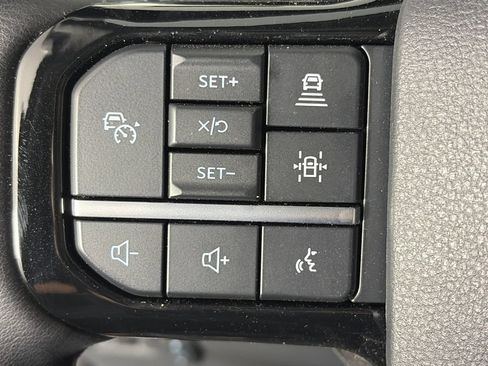 Used 2026 Ford F250 Lariat w/ Black Appearance Package AWD/4WD image 17