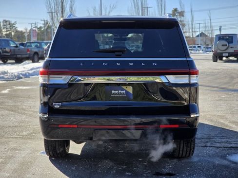 Used 2023 Lincoln Navigator Reserve image 8