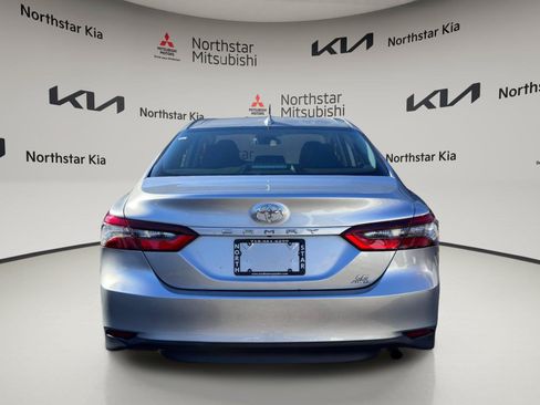 Used 2022 Toyota Camry LE AWD/4WD image 3