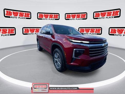 New 2025 Chevrolet Traverse LT w/ Enhanced Driving Package image 4