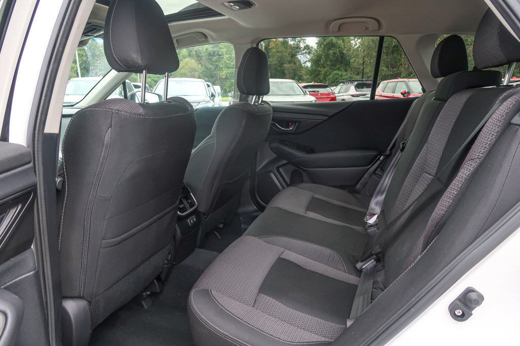 Used 2022 Subaru Outback Premium AWD/4WD image 21