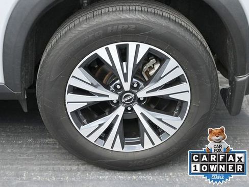 Used 2023 Nissan Rogue SV AWD/4WD image 39