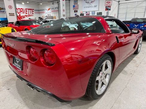 Used 2005 Chevrolet Corvette Coupe w/ Preferred Equipment Group RWD image 5