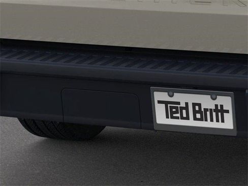 New 2025 Ford Maverick XL w/ Equipment Group 101A image 23