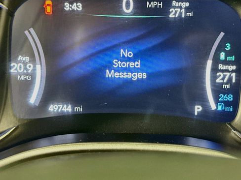 Used 2024 Chrysler Pacifica Limited FWD image 19