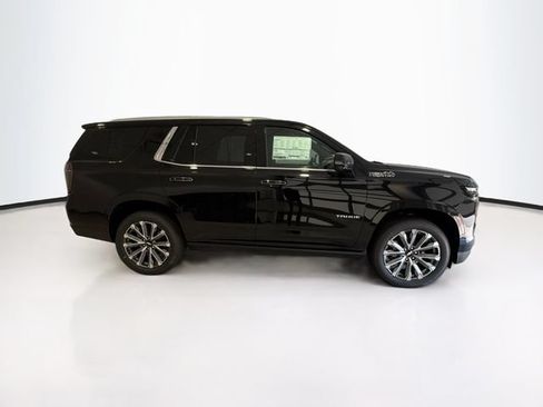 New 2026 Chevrolet Tahoe High Country AWD/4WD image 7
