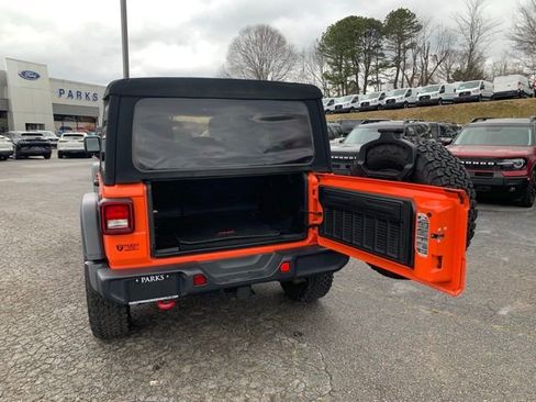 Used 2018 Jeep Wrangler Unlimited Rubicon image 24
