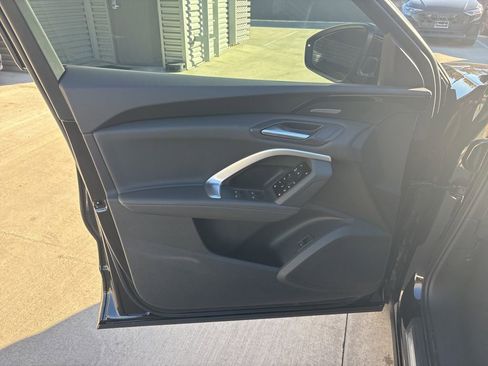 New 2025 Audi Q5 Premium Plus image 10