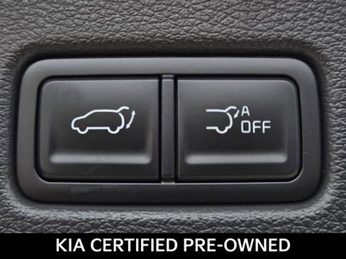 Certified 2025 Kia Telluride S FWD image 11