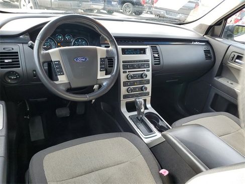 Used 2009 Ford Flex SE image 10