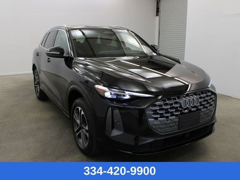 Used 2025 Audi Q5 Premium Plus w/ Premium Plus image 5