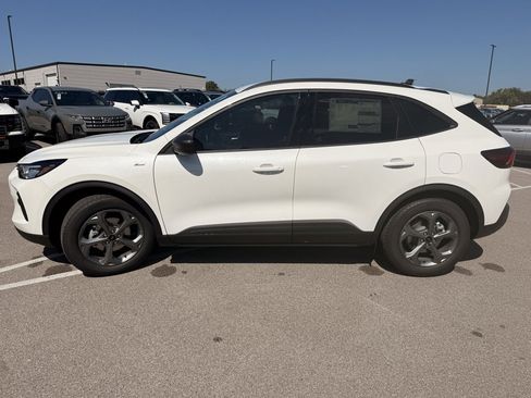New 2026 Ford Escape ST-Line w/ Tech Pack #1 image 5