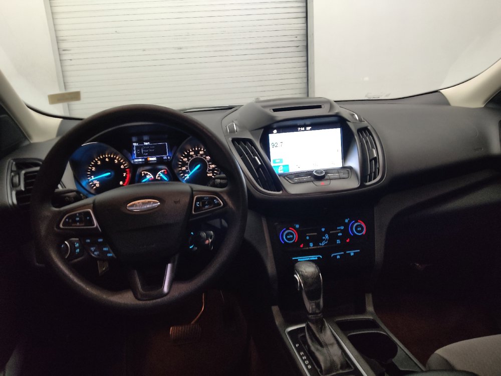 Used 2018 Ford Escape SE w/ SE Sync 3 Package FWD image 22