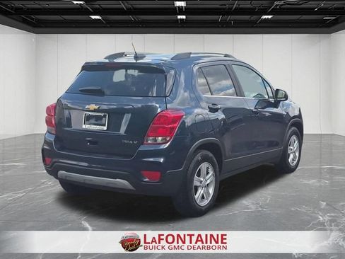 Used 2018 Chevrolet Trax LT FWD image 5