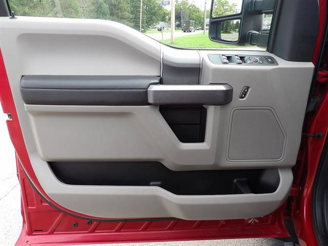 Used 2021 Ford F250 XLT w/ XLT Premium Package AWD/4WD image 11
