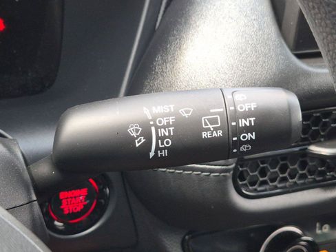 Certified 2026 Honda HR-V LX image 22