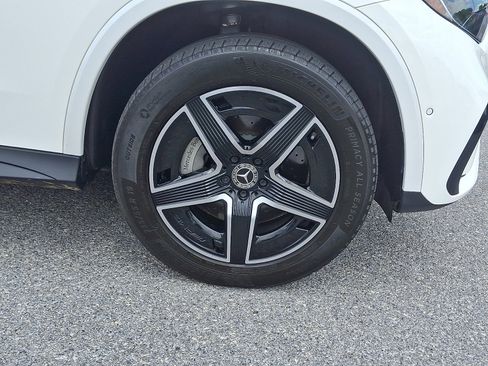 Used 2024 Mercedes-Benz GLC 300 4MATIC image 8