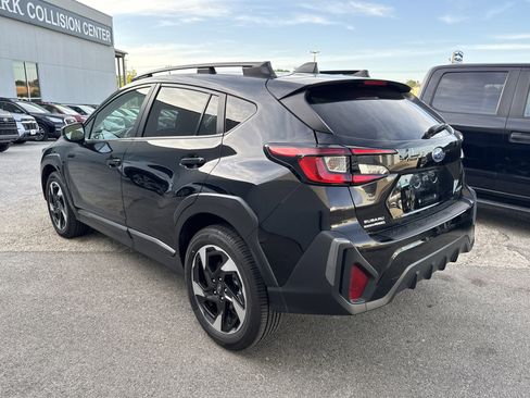 Certified 2024 Subaru Crosstrek 2.5i Limited w/ Crosstrek Mirror Package AWD/4WD image 5