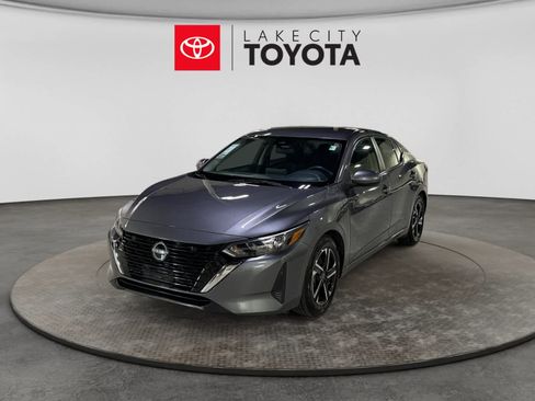 Used 2025 Nissan Sentra SV FWD image 1