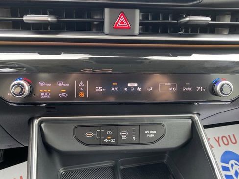 New 2026 Kia Carnival SX Prestige image 24