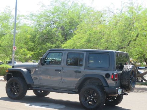 Used 2019 Jeep Wrangler Unlimited Sport AWD/4WD image 5