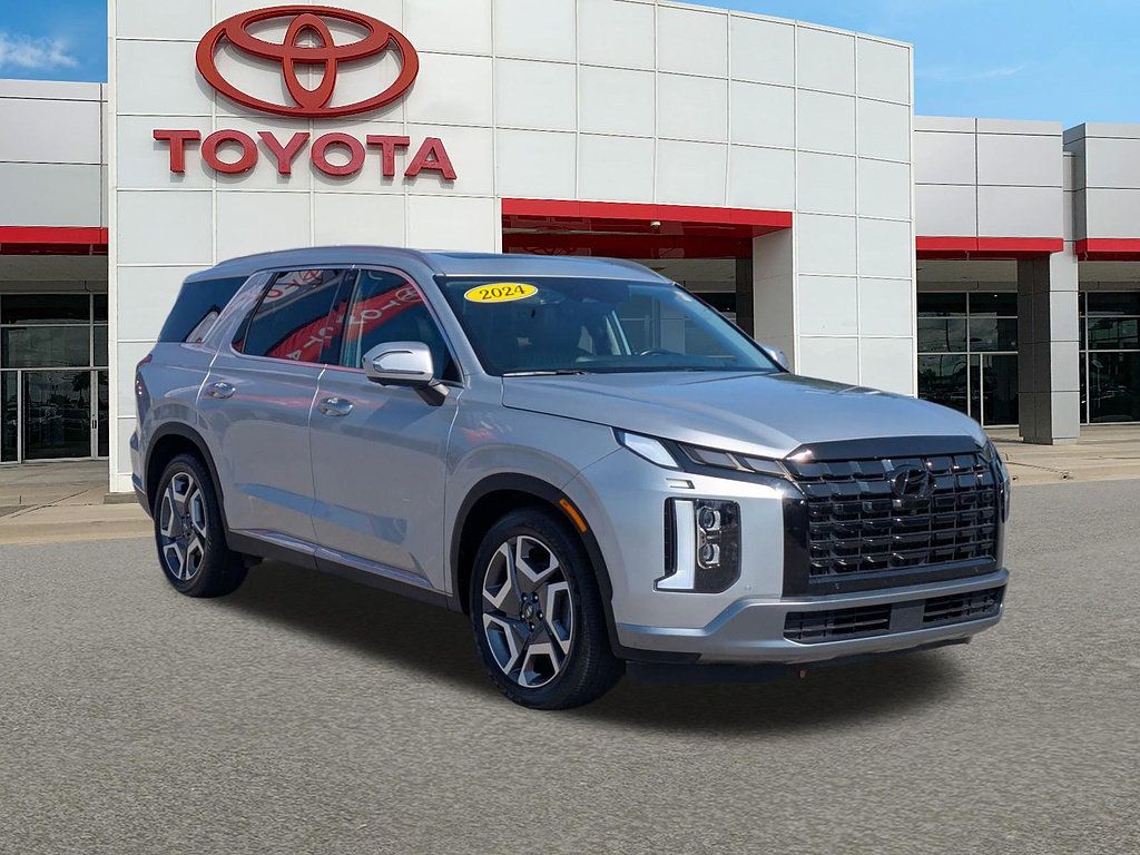 Used 2024 Hyundai Palisade Limited FWD image 1
