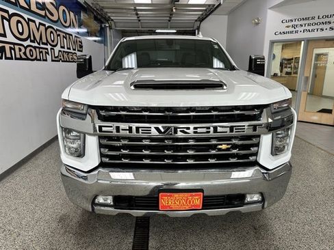 Used 2021 Chevrolet Silverado 2500 LTZ image 3