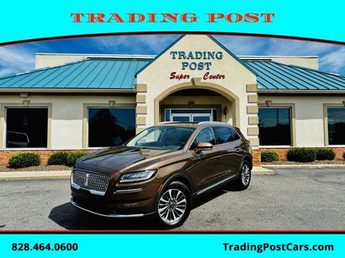 Used 2022 Lincoln Nautilus FWD w/ Premium Package image 1