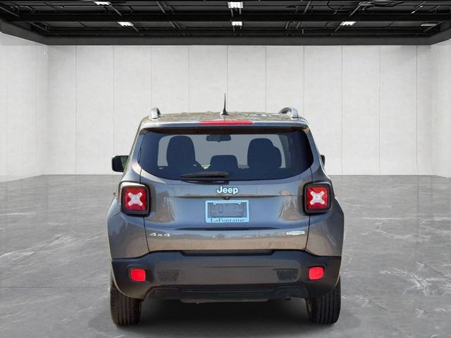 Used 2017 Jeep Renegade Latitude w/ Cold Weather Group AWD/4WD image 6