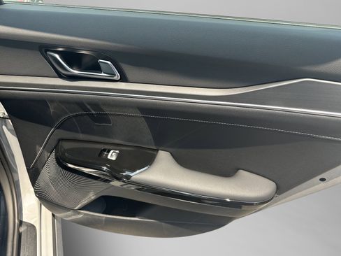New 2025 Kia K5 GT-Line w/ GT-Line Premium Package image 38
