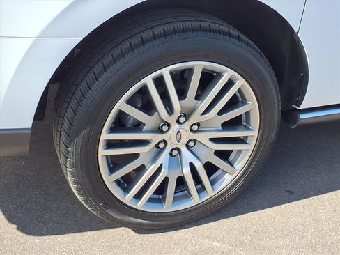 Used 2022 Ford Expedition Max Limited image 27