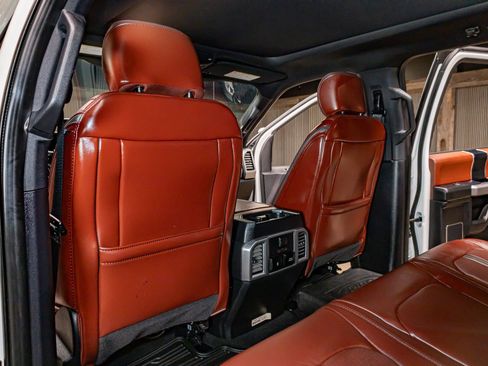 Used 2020 Ford F450 Platinum w/ FX4 Off-Road Package image 23