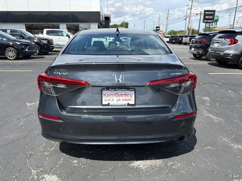 Used 2024 Honda Civic Sport image 5