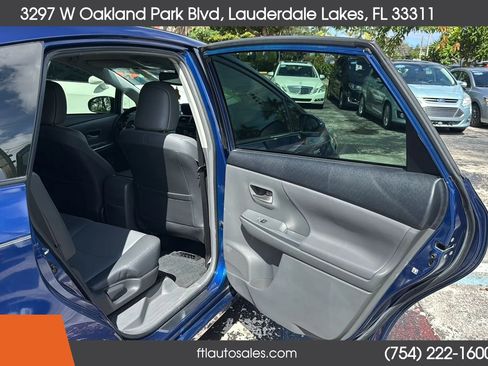 Used 2014 Toyota Prius V Five FWD image 30