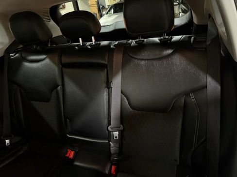 Used 2021 Jeep Compass Latitude AWD/4WD image 33
