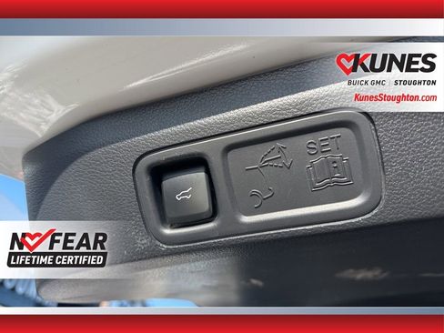 Used 2024 Ford Expedition Limited image 37