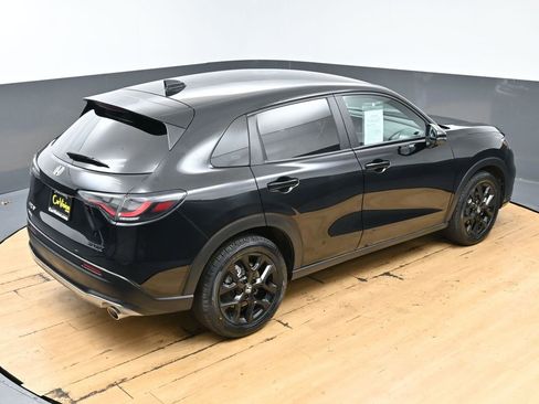 Used 2023 Honda HR-V Sport image 41
