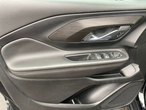 Certified 2023 GMC Terrain SLE w/ Driver Convenience Package image 16