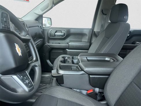 Used 2022 Chevrolet Silverado 1500 Custom w/ LPO, Dark Essentials Package image 6