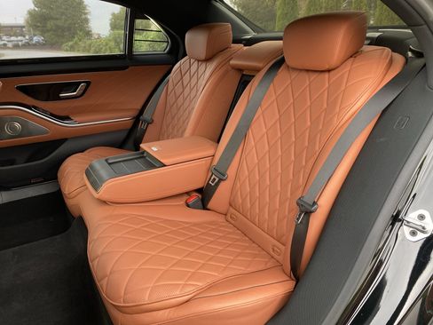 Used 2022 Mercedes-Benz S 580 S 580 image 79