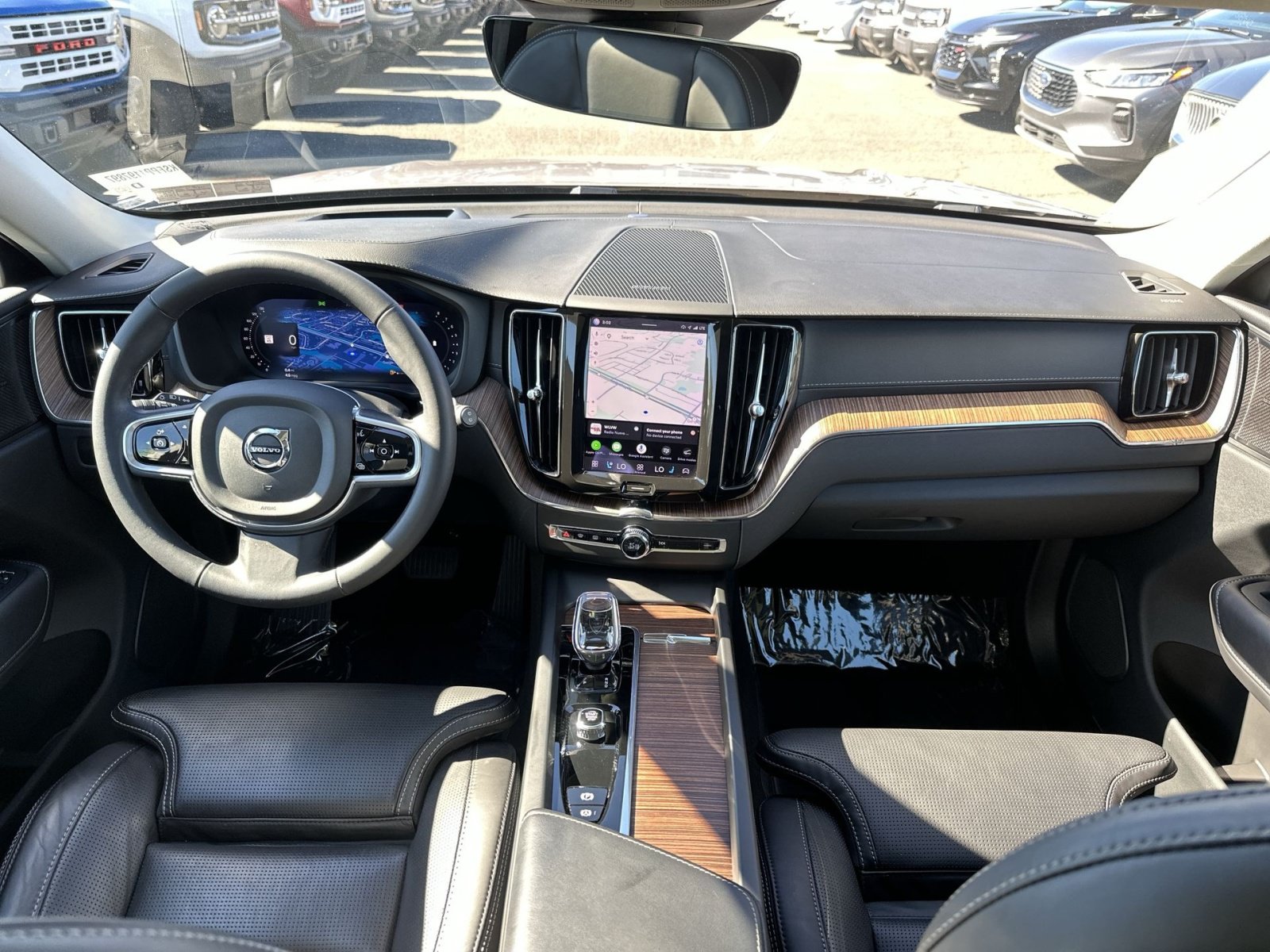 Used 2023 Volvo XC60 B5 Ultimate w/ Climate Package AWD/4WD image 24