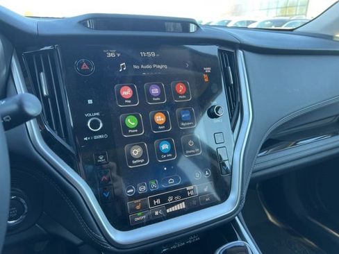 Used 2025 Subaru Outback Limited image 17