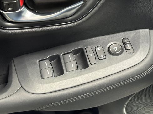New 2027 Honda HR-V LX image 12