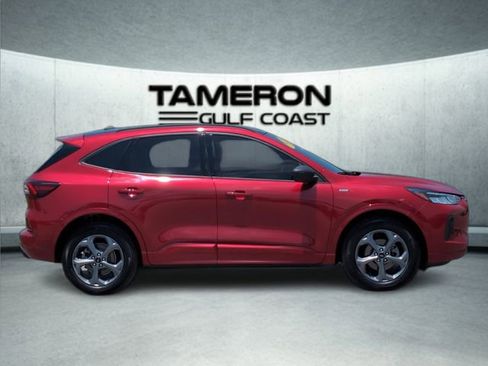 Used 2023 Ford Escape ST-Line w/ Tech Pack #1 AWD/4WD image 8