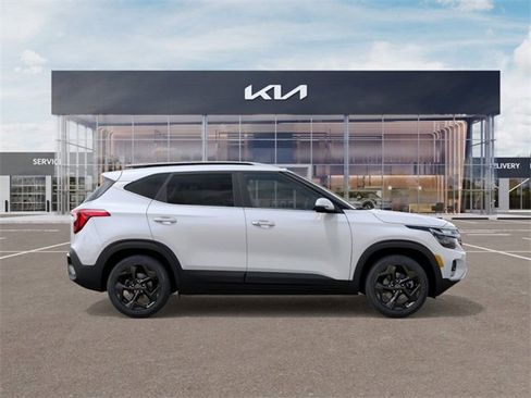 New 2026 Kia Seltos EX w/ EX Sunroof Package image 8