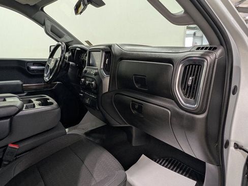 Used 2021 Chevrolet Silverado 1500 LT image 20