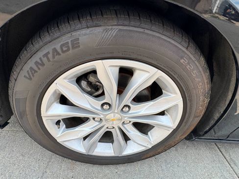 Used 2023 Chevrolet Malibu LT FWD image 26