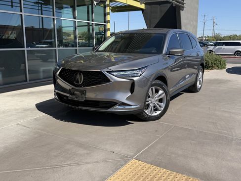 Used 2024 Acura MDX SH-AWD image 2