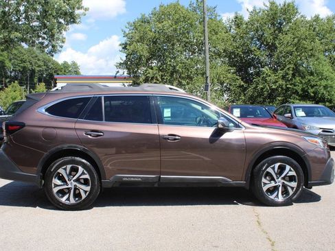 Used 2021 Subaru Outback Touring w/ Popular Package #2 AWD/4WD image 5